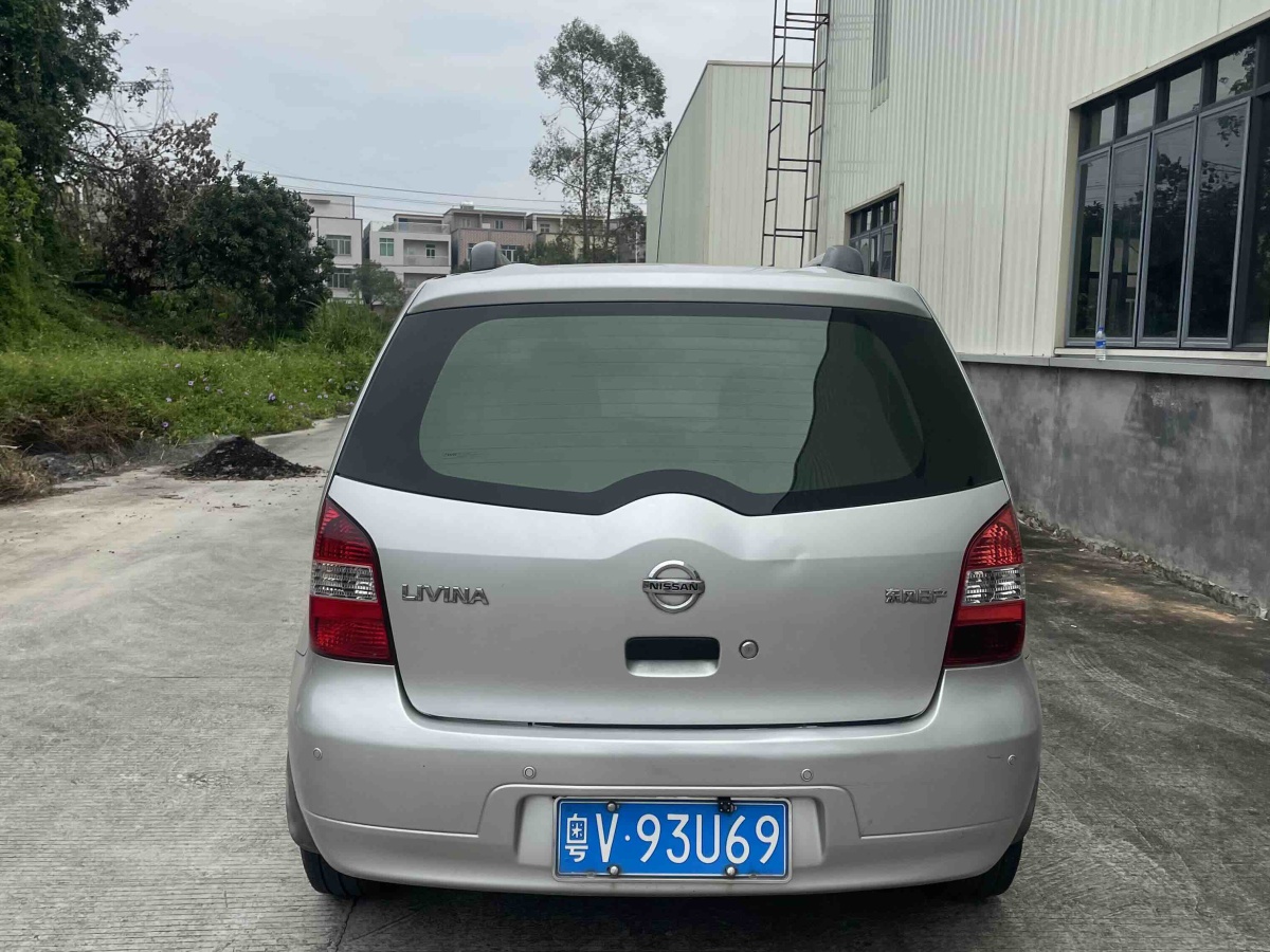 日产 骊威 2011 汽车图片 #10