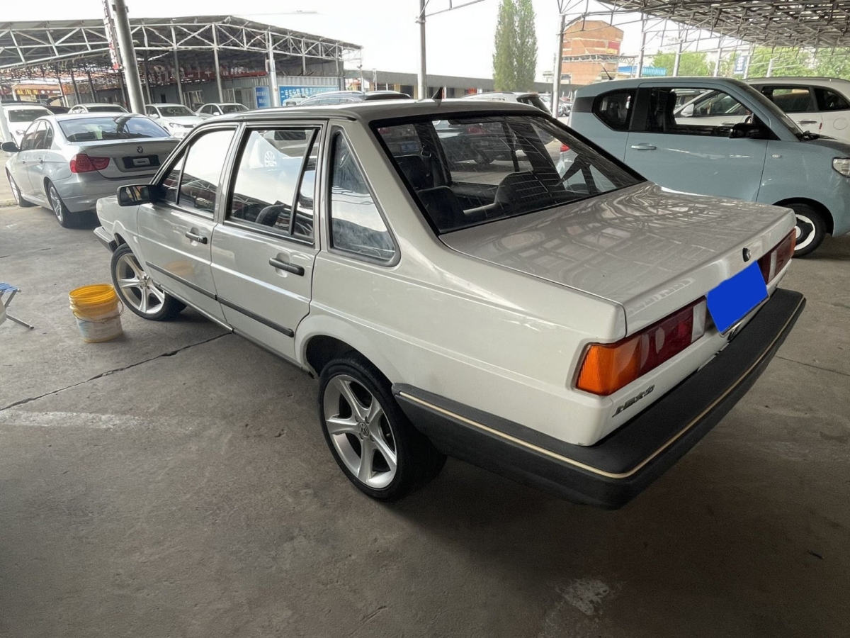 Volkswagen Santana Classic 2010 #10 Volkswagen Santana Classic 2010 صورة سيارة #10