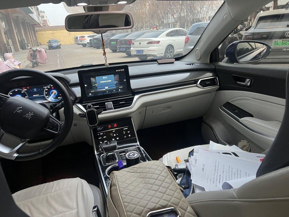 HongQi E-HS3 2019 car image #10