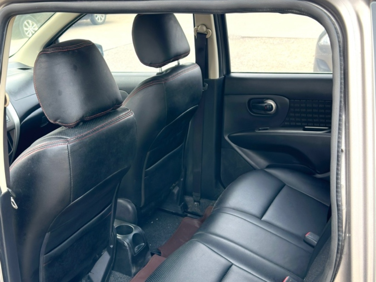 日产 骊威 2014 汽车图片 #10