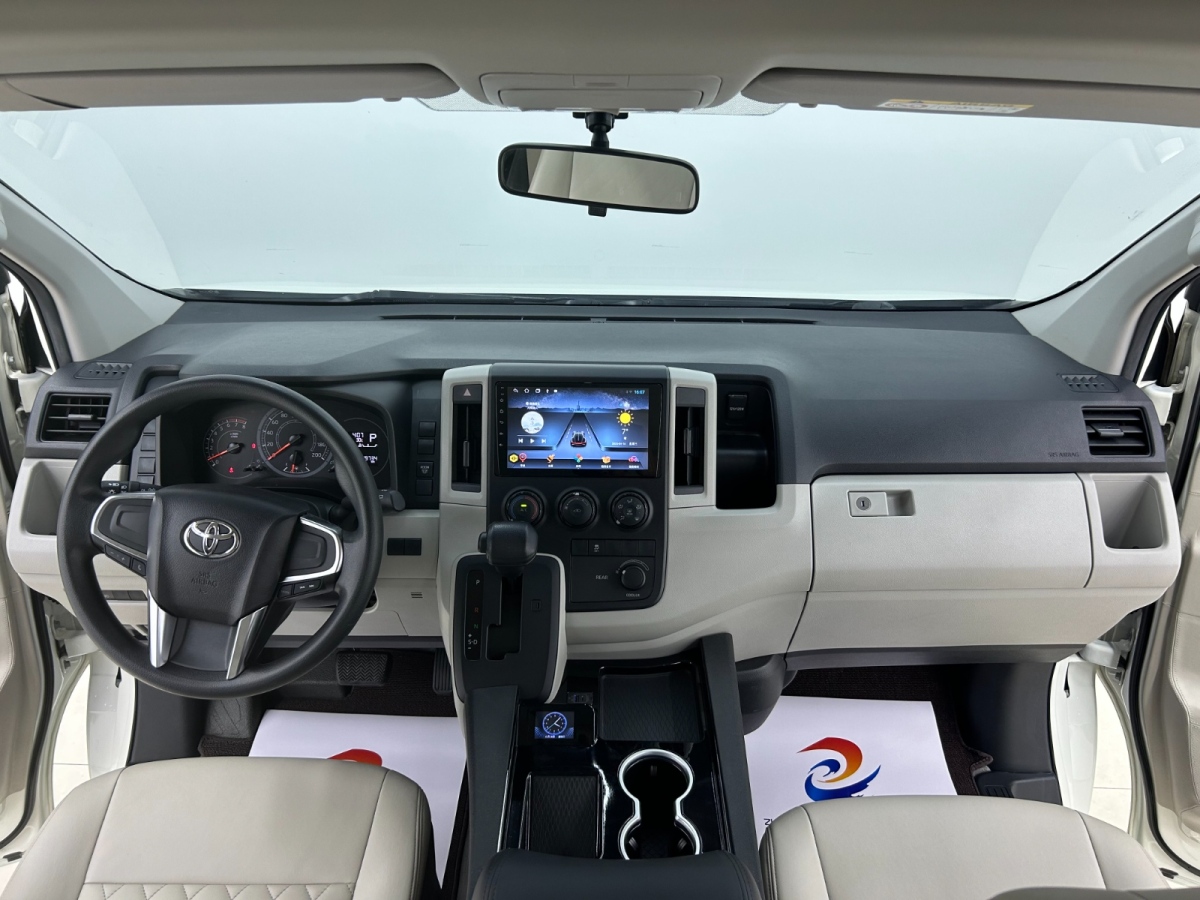 Toyota Hiace 2022 immagine di auto #10