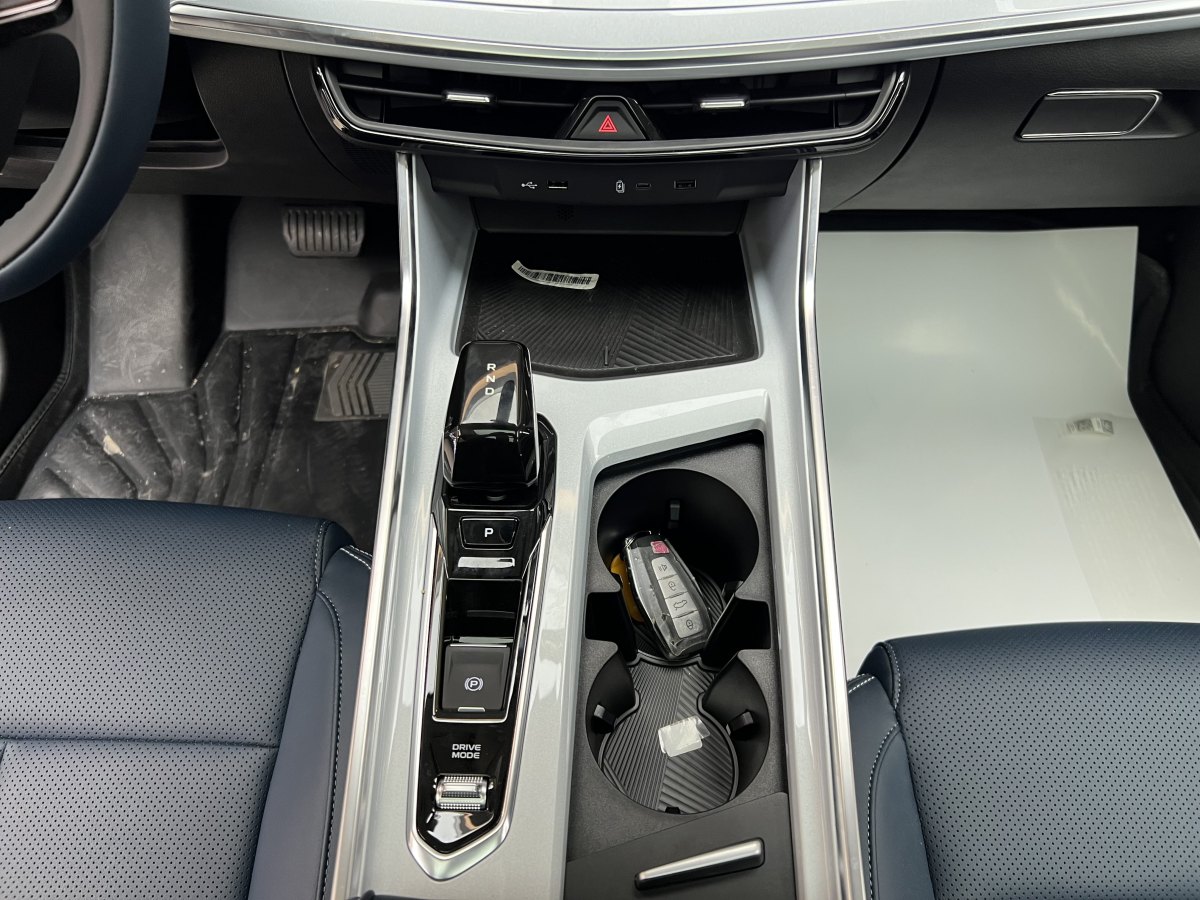 GEELY JiaJi 2025 car image #10