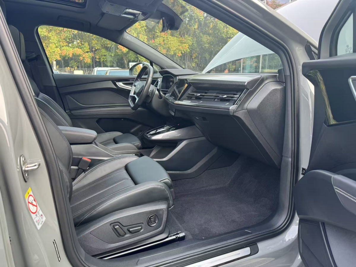 Audi Q4 e-tron 2024 #10 Audi Q4 e-tron 2024 imagen de coche #10