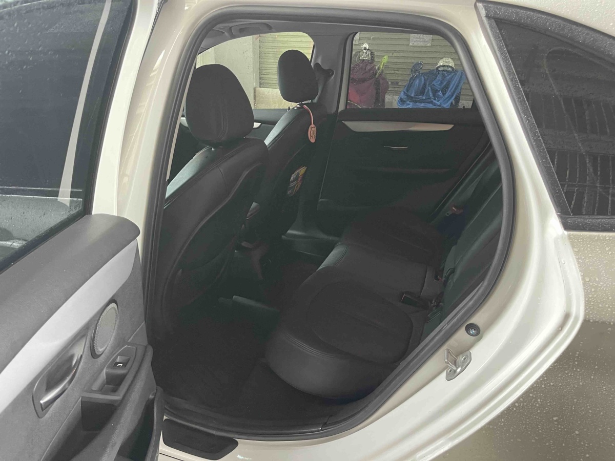 BMW 2 Series Tourer 2017 car image #10