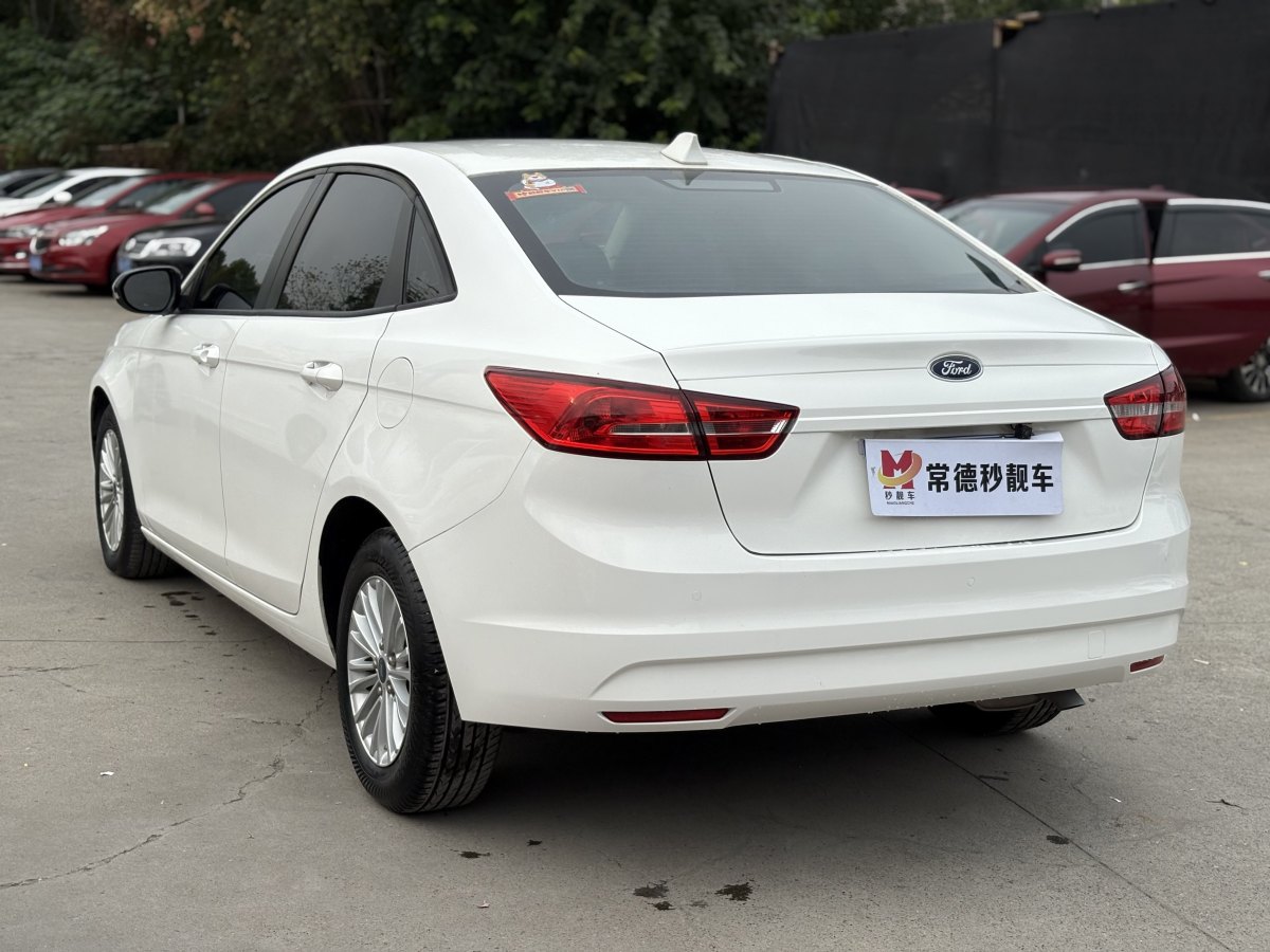 Ford Escort 2018 immagine di auto #10