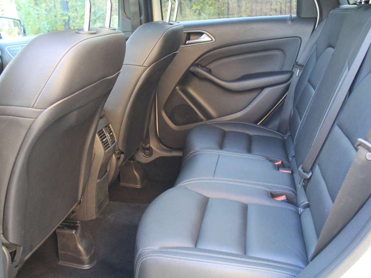 Mercedes-Benz B Class 2014 #10 Mercedes-Benz B Class 2014 car image #10