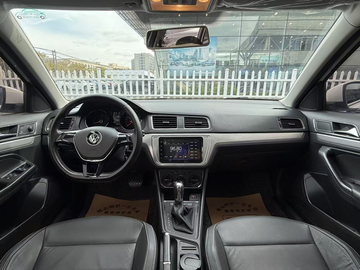 Volkswagen Gran Lavida 2016 immagine di auto #10