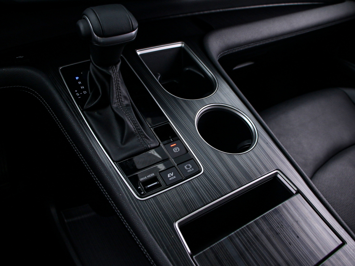 Toyota Sienna 2023 image de voiture #10