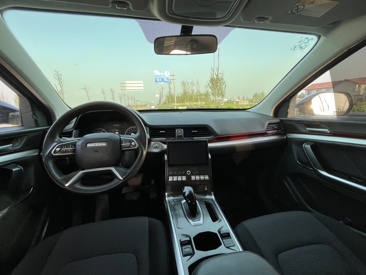 Haval H4 2019 #10 Haval H4 2019 car image #10
