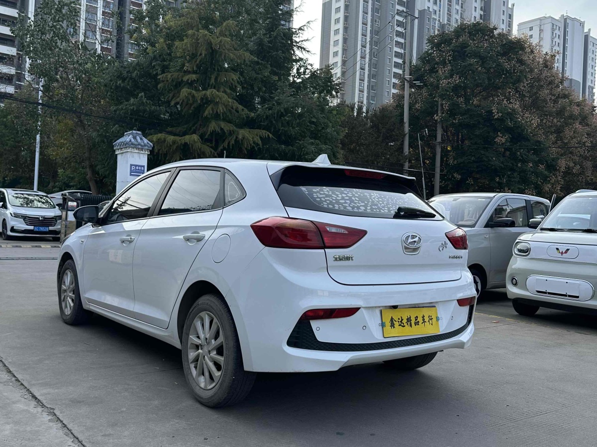Hyundai Verna RV 2018 #10 Hyundai Verna RV 2018 car image #10