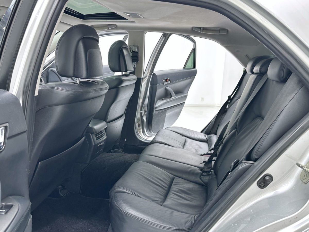 Toyota Reiz 2008 immagine di auto #10