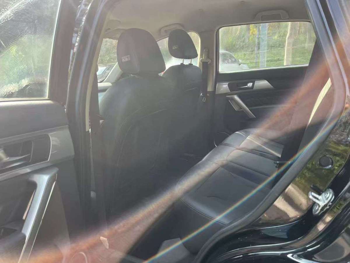 Haval H2 2014 #10 Haval H2 2014 car image #10