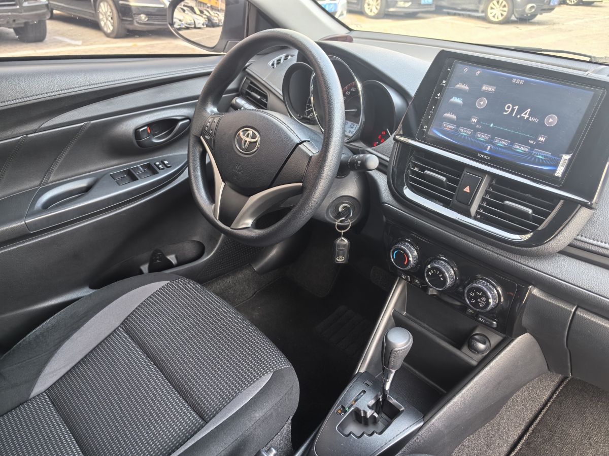 Toyota Vios FS 2021 immagine di auto #10