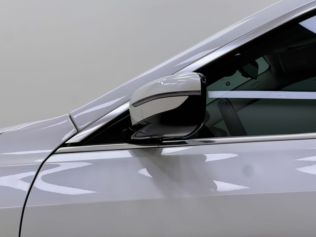 BMW 6 Series 2019 #10 BMW 6 Series 2019 car image #10