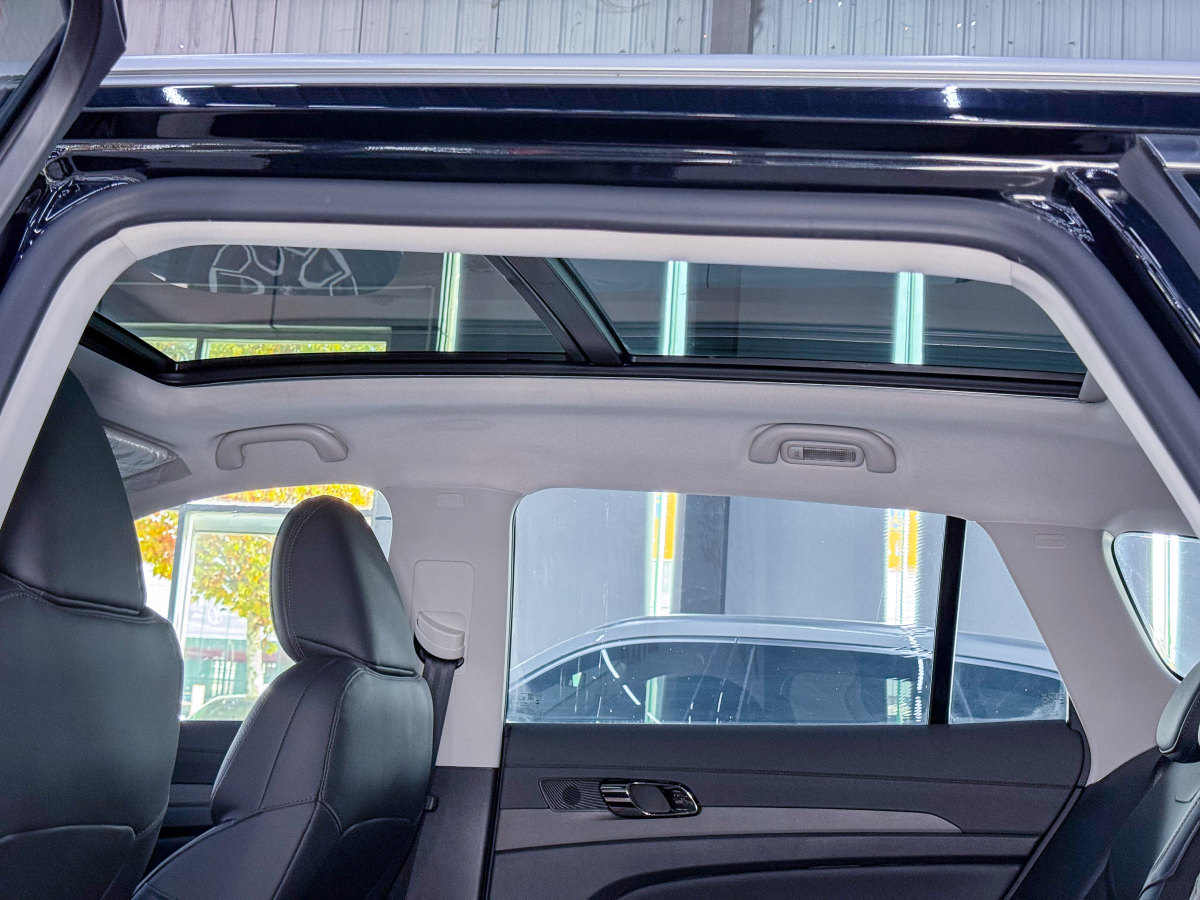 Ford Equator Sport 2022 car image #10