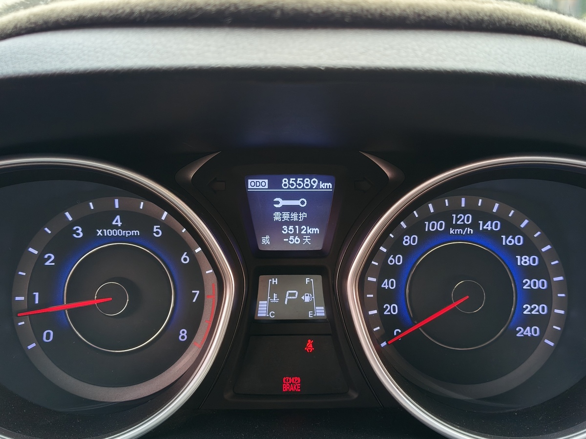 Hyundai Elantra MD 2016 car image #10