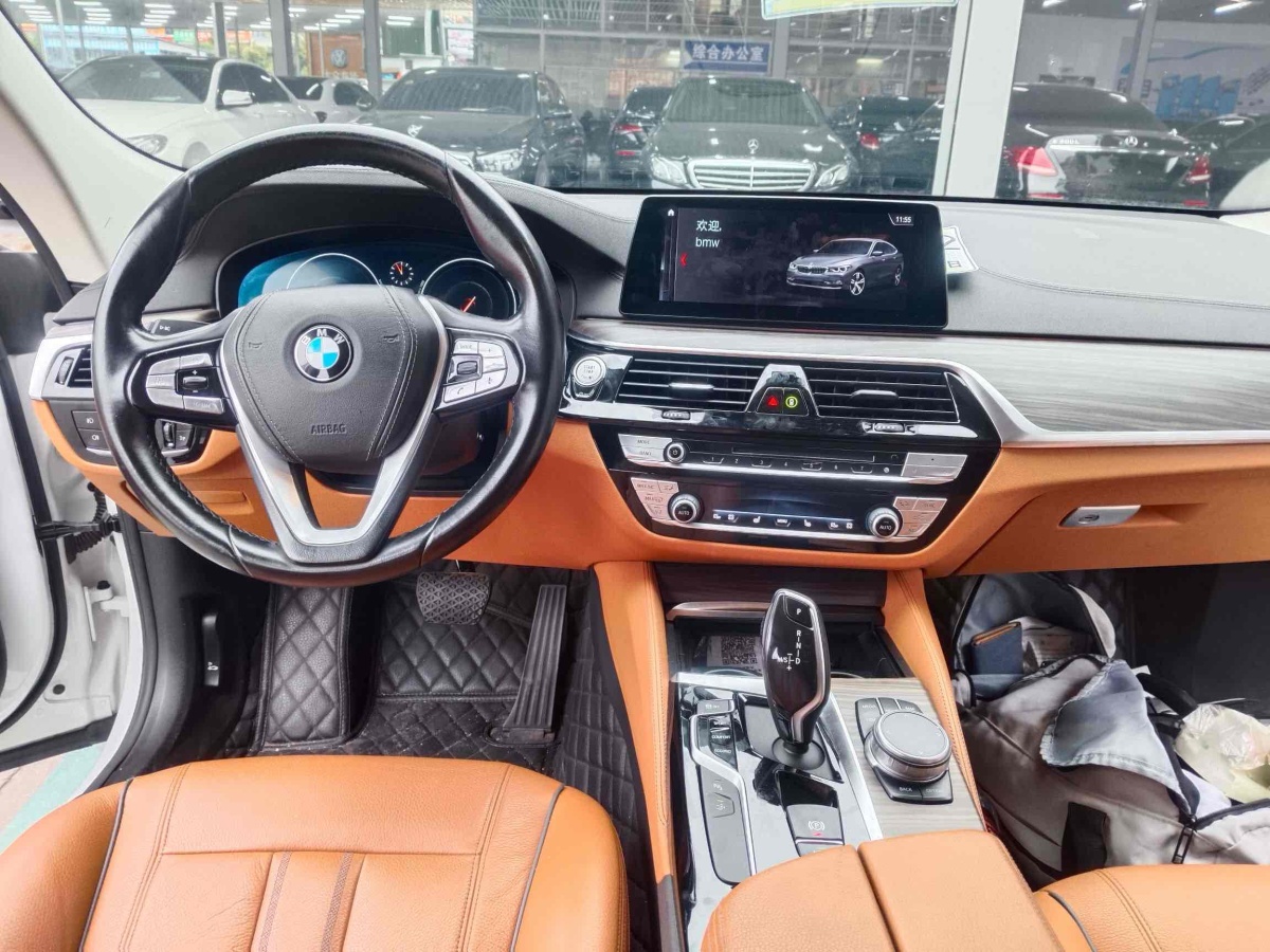 BMW 6 Series 2019 car image #10