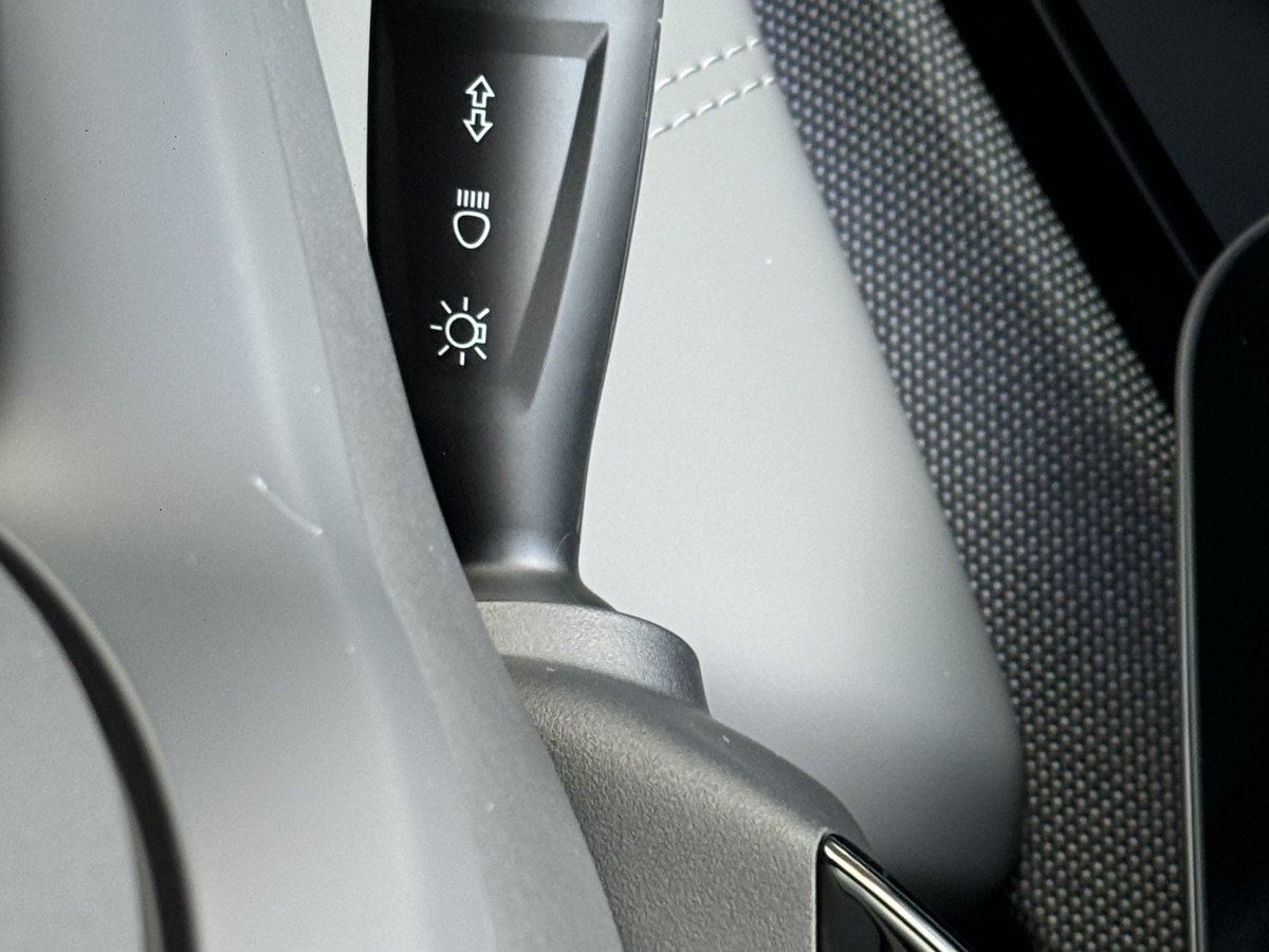 极氪 极氪001 FR 2024 汽车图片 #10