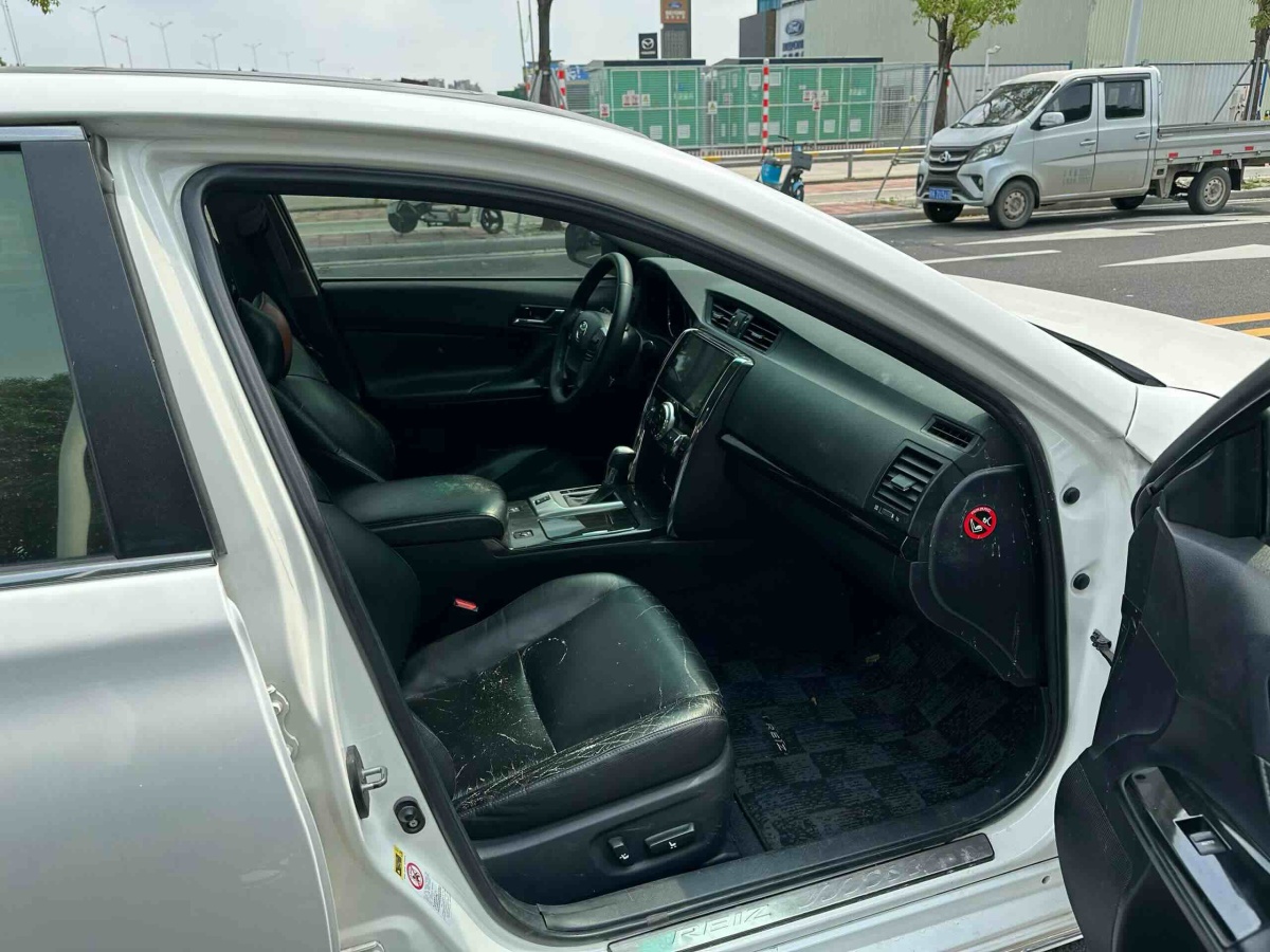 日产 风度 2012 汽车图片 #10