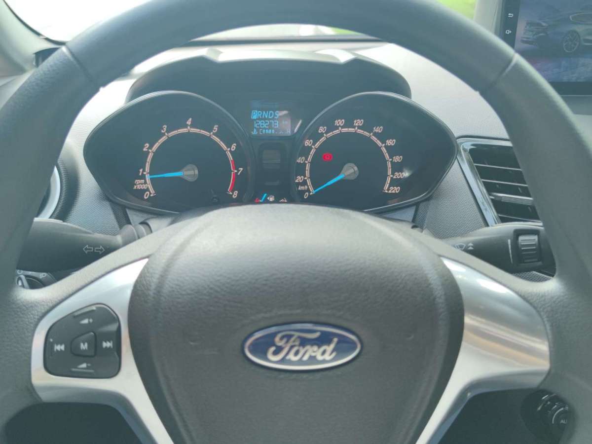 Ford Fiesta (Imported) 2013 #10 Ford Fiesta (Imported) 2013 immagine di auto #10