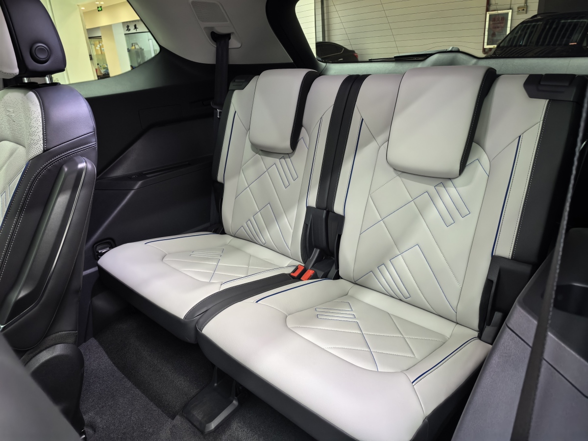 Volkswagen Talagon 2025 car image #10