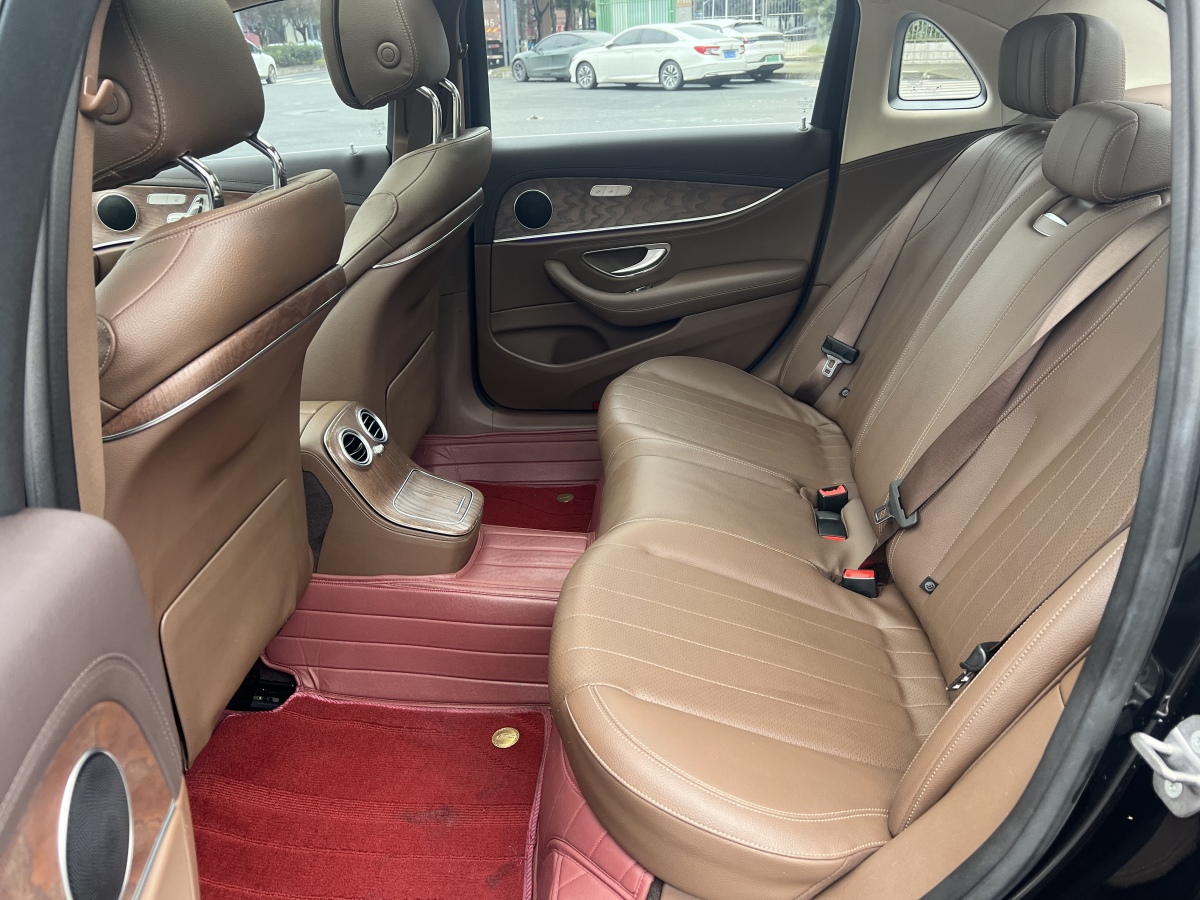 Mercedes-Benz E Class New Energy 2022 car image #10