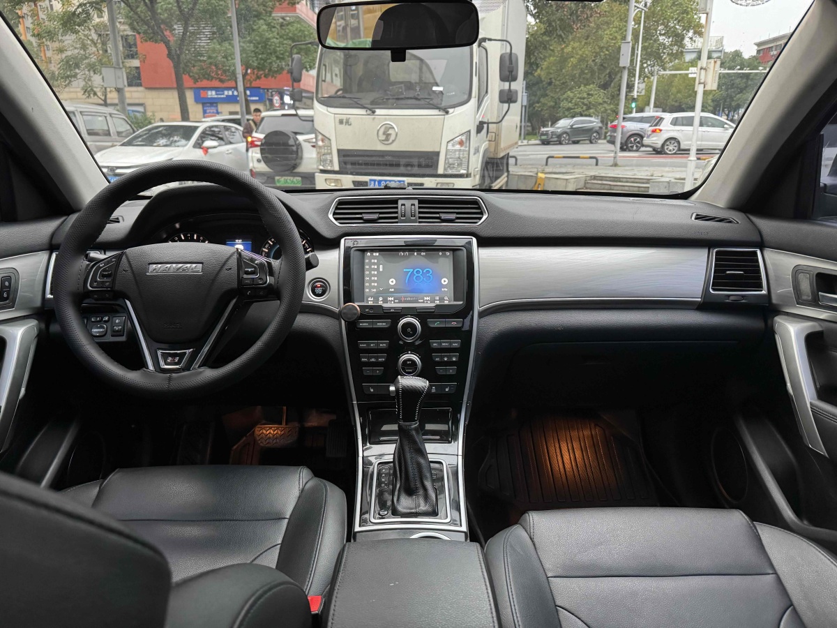 Haval H2 2017 car image #10