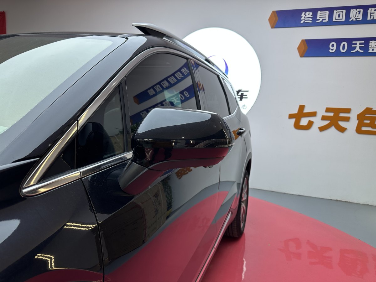 GEELY Okavango 2022 car image #10