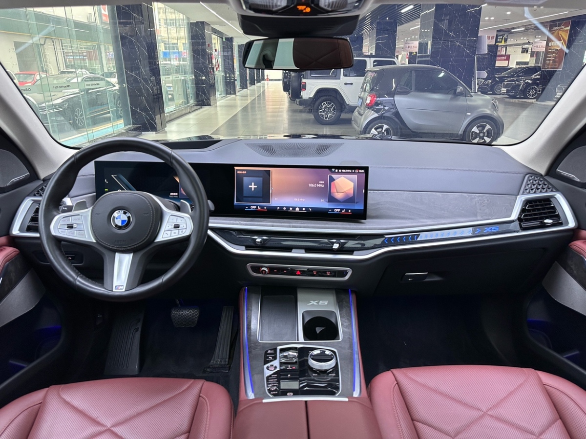 BMW X5 2024 #10 BMW X5 2024 صورة سيارة #10