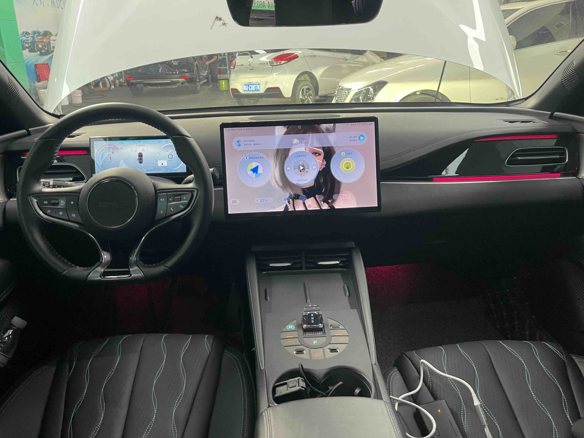 BYD Seal 06 DM-i 2024 immagine di auto #10