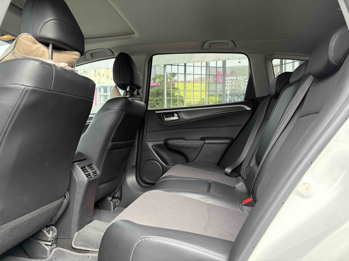 Honda Jade 2016 immagine di auto #10