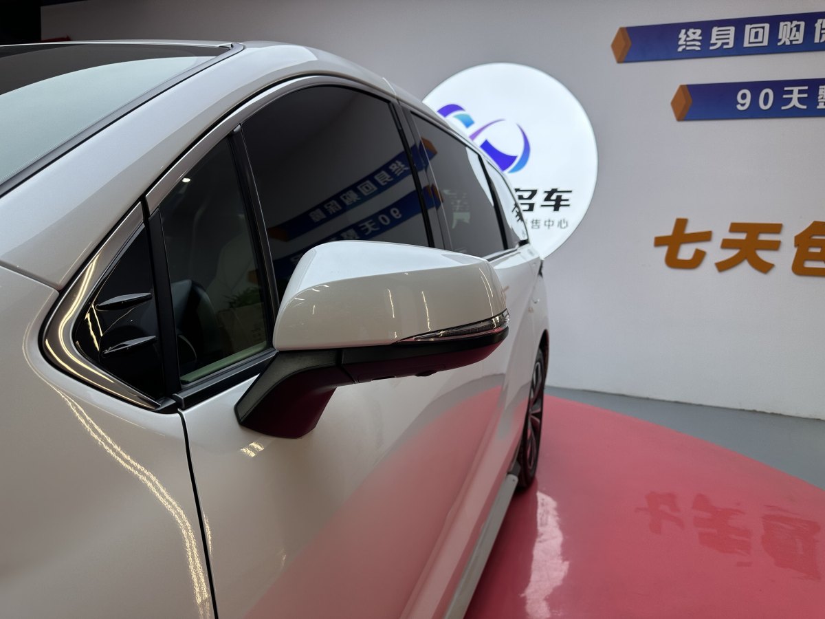 Toyota Granvia 2024 #10 Toyota Granvia 2024 immagine di auto #10