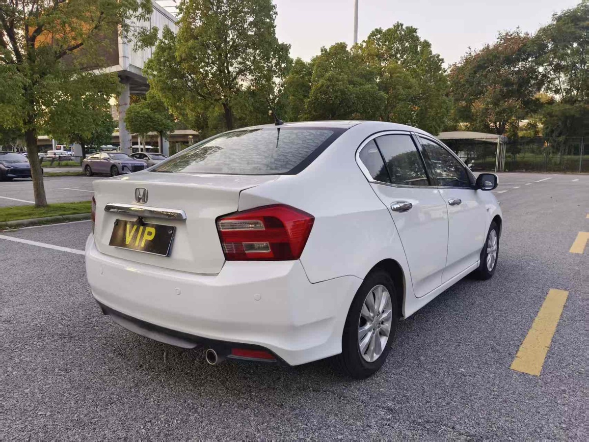Honda City 2014 imagem de carro #10