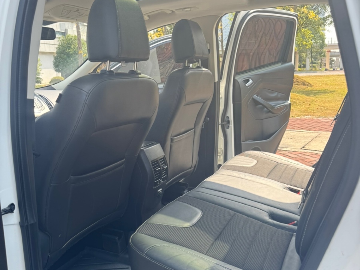 Ford Kuga 2016 #10 Ford Kuga 2016 car image #10