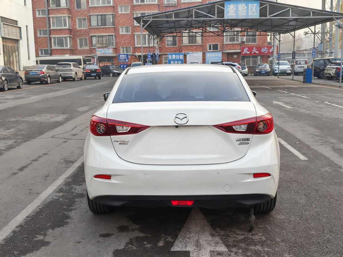 Mazda 3 2015 image de voiture #10