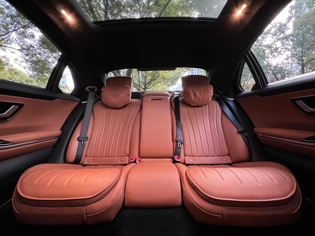 Mercedes-Benz GL AMG 2023 immagine di auto #10