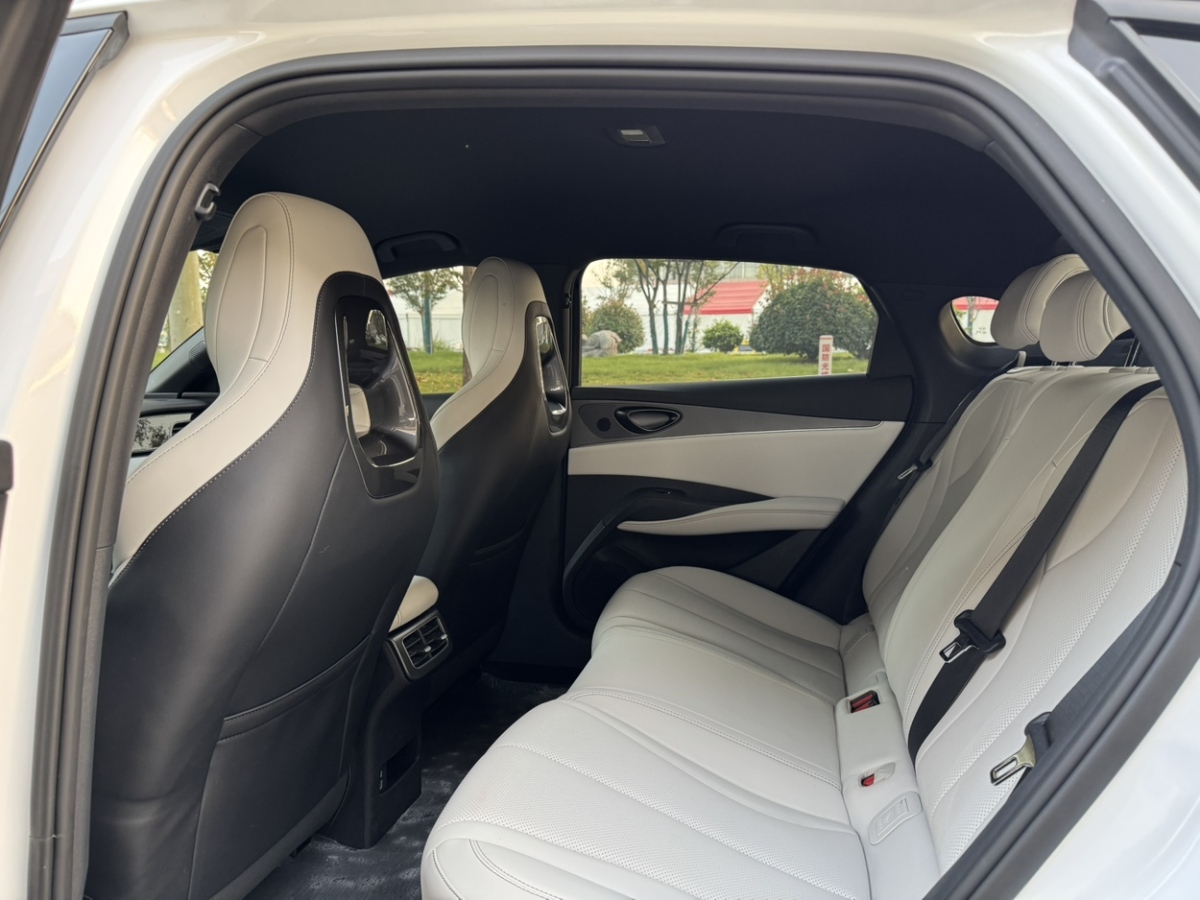 BYD Seal 06 DM-i 2024 #10 BYD Seal 06 DM-i 2024 immagine di auto #10