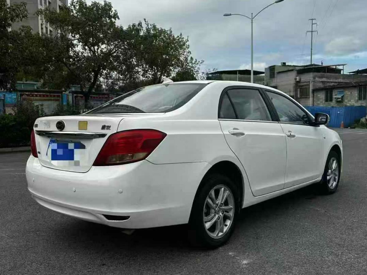 BYD SuRui 2013 car image #10