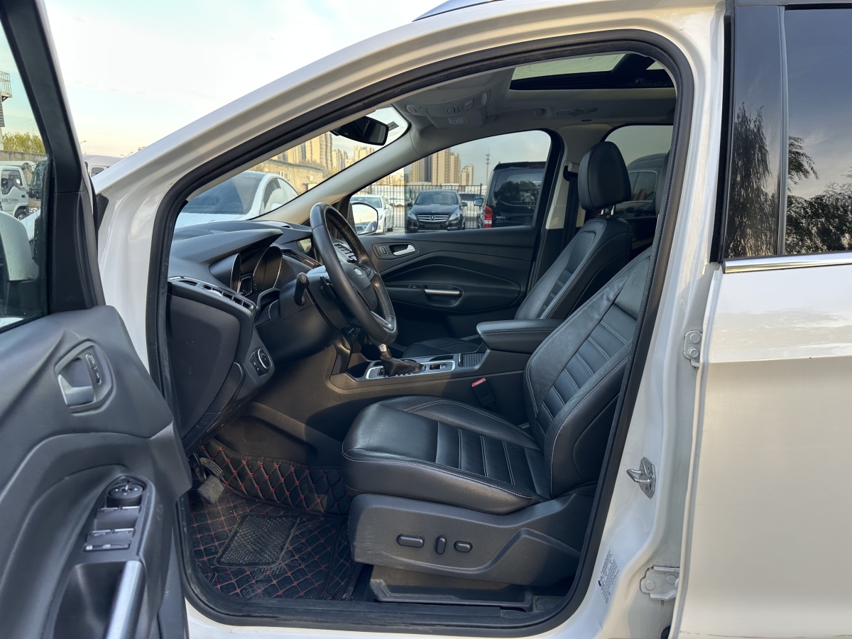 Ford Kuga 2017 car image #10