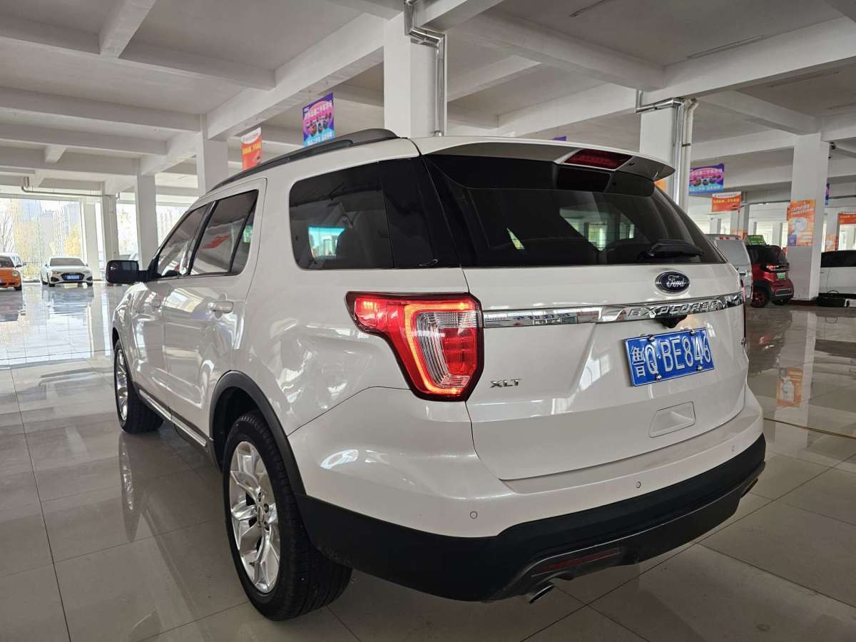 Ford Explorer 2016 car image #10