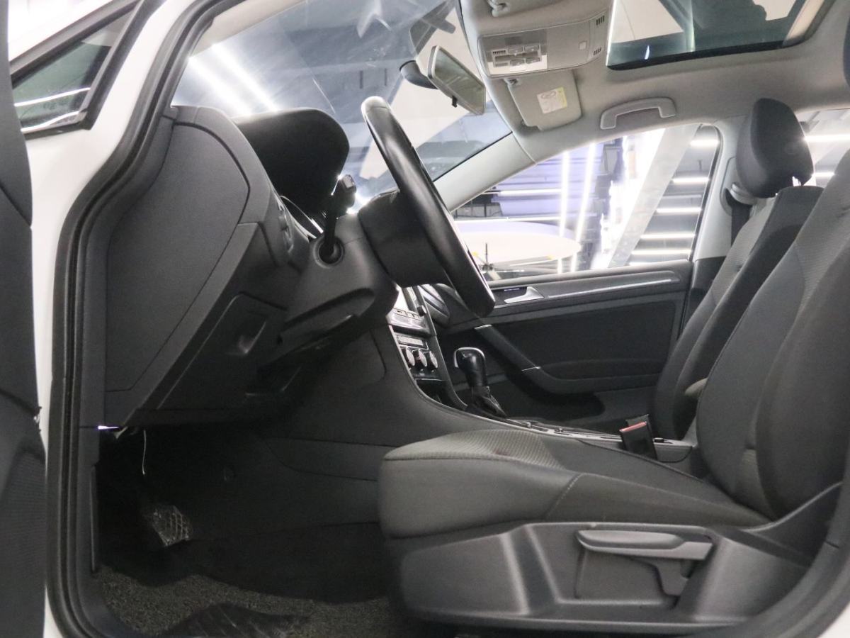 Volkswagen Golf 2017 #10 Volkswagen Golf 2017 car image #10