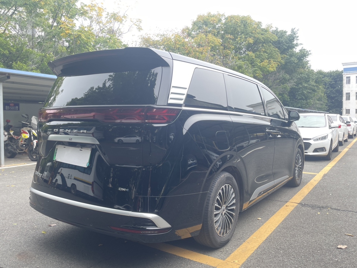 Denza DENZA 2024 car image #10