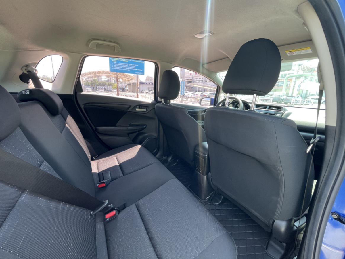 Honda Fit (Imported) 2018 #10 Honda Fit (Imported) 2018 صورة سيارة #10