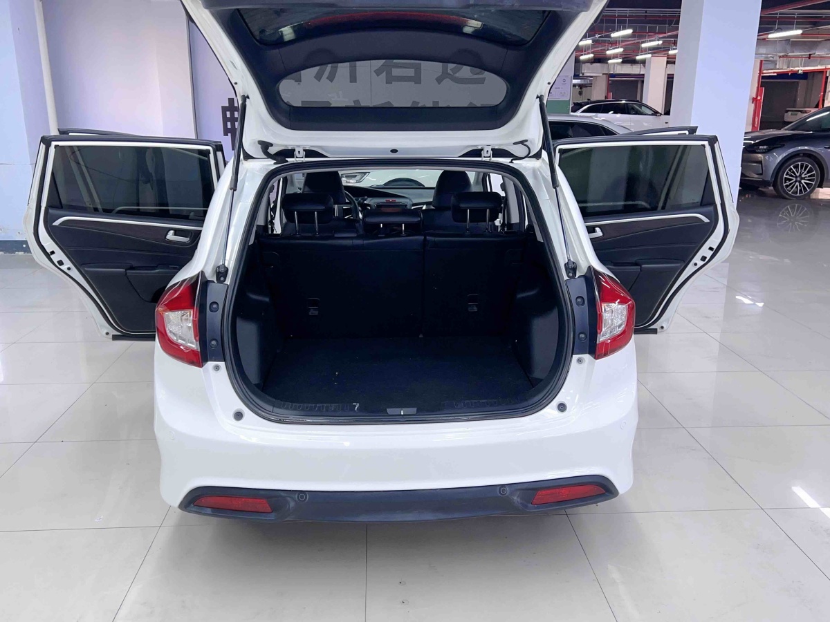 Honda Jade 2015 #10 Honda Jade 2015 car image #10