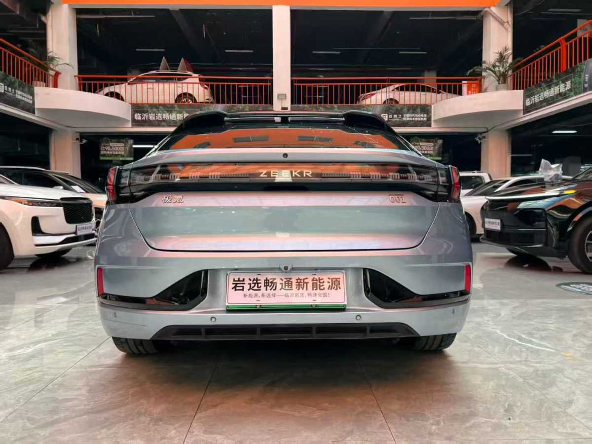 极氪 极氪001 FR 2022 汽车图片 #10