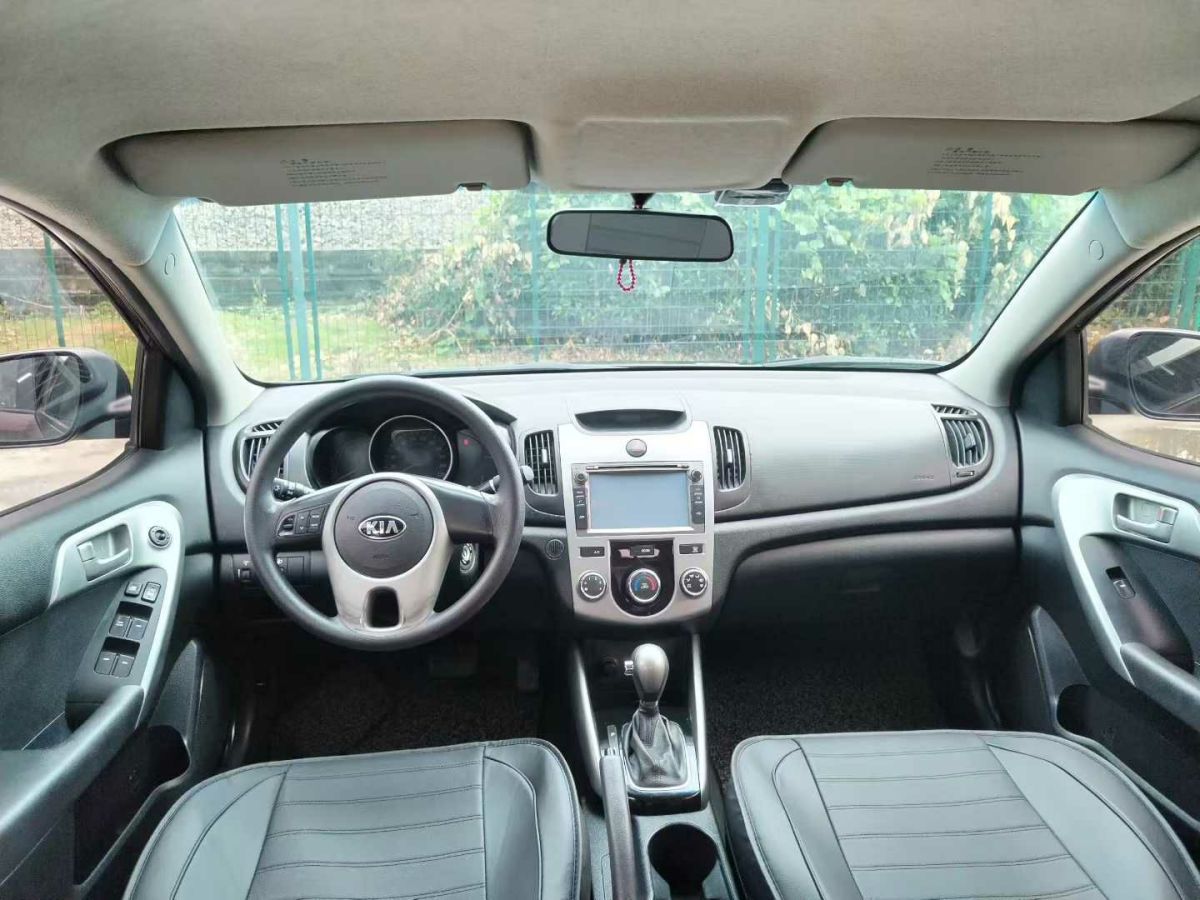 Kia Forte 2014 imagem de carro #10