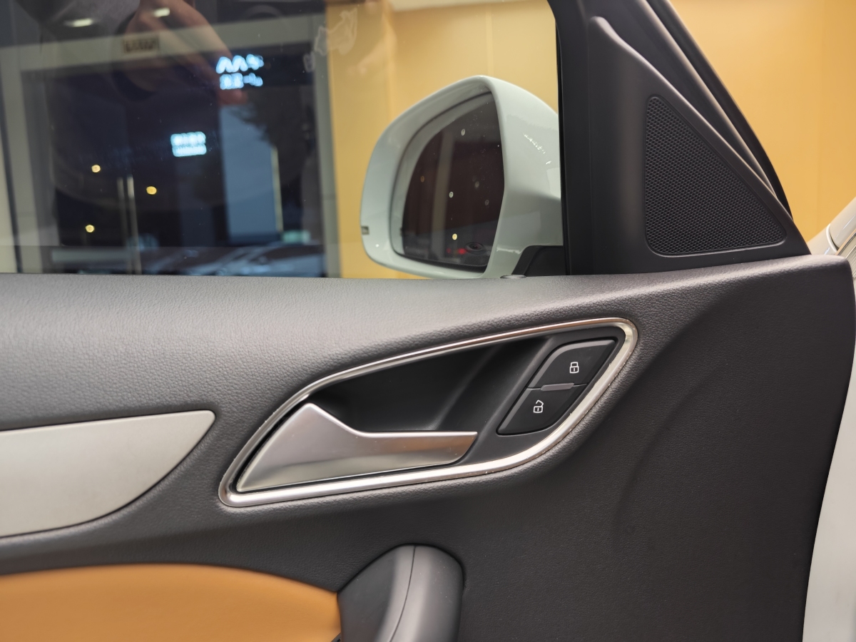 Audi Q3 (Imported) 2015 car image #10