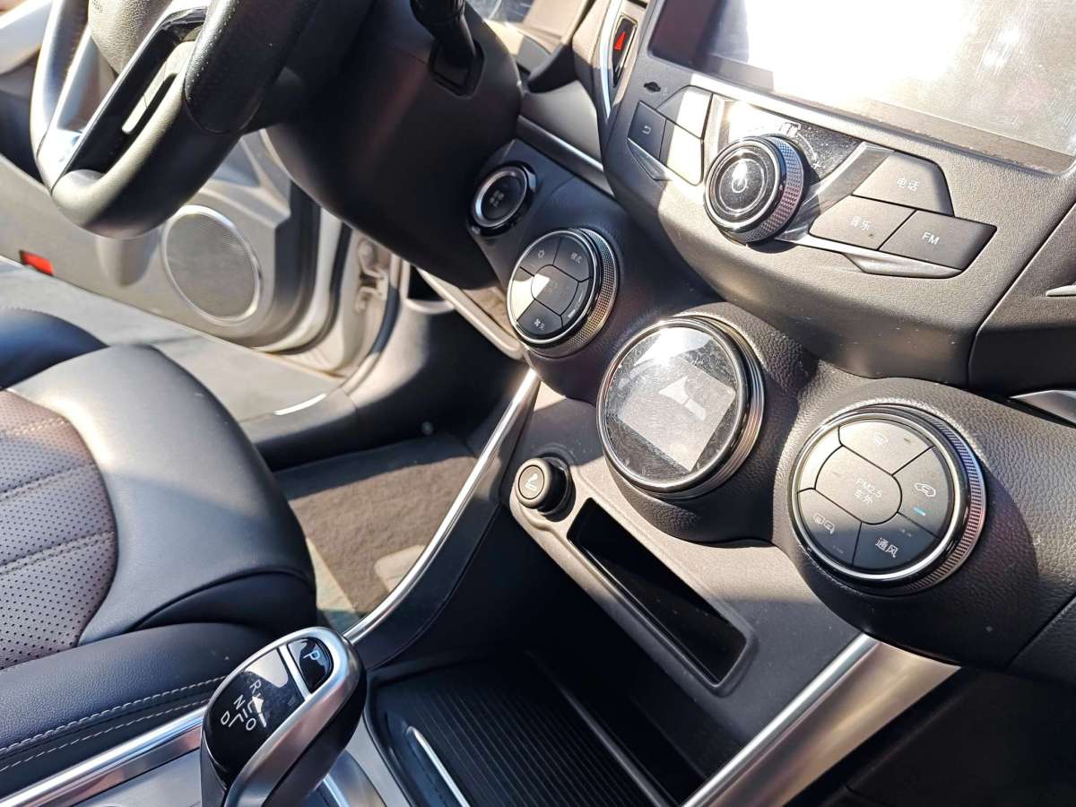 BYD Song 2017 car image #10