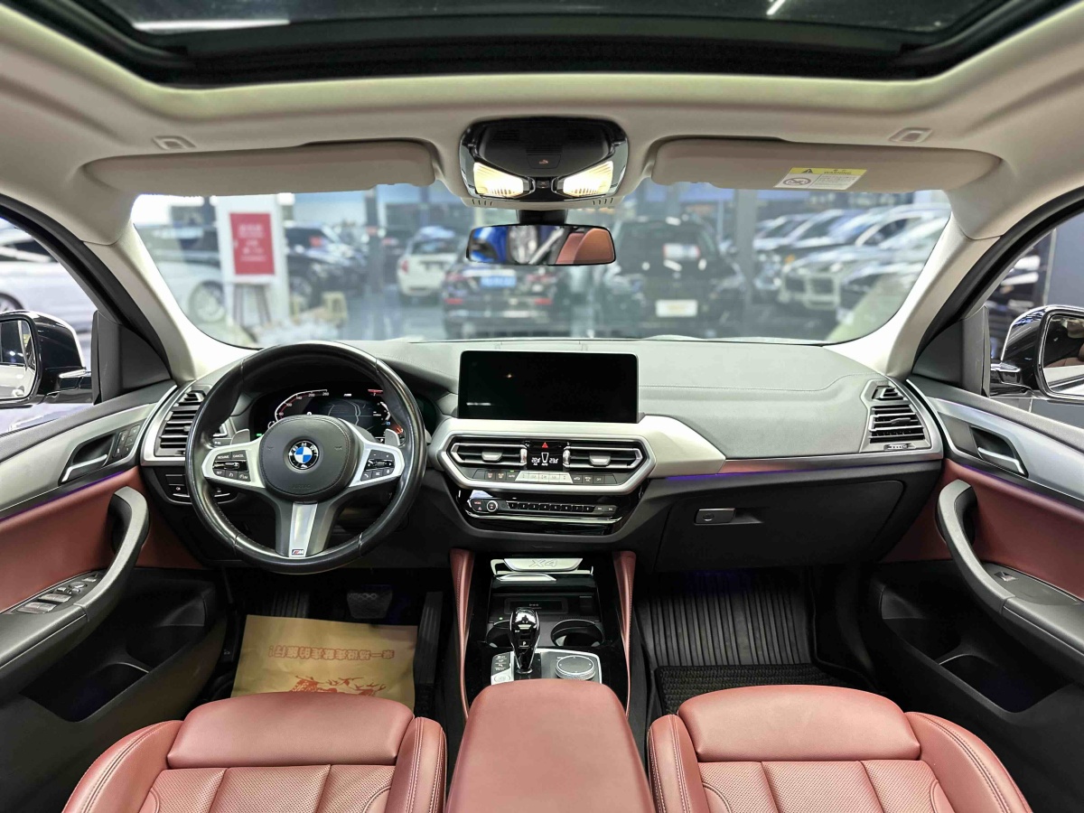 BMW X4 M 2021 car image #10