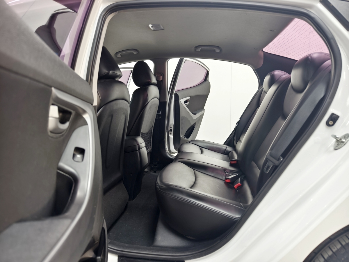 Hyundai Elantra MD 2016 #10 Hyundai Elantra MD 2016 car image #10